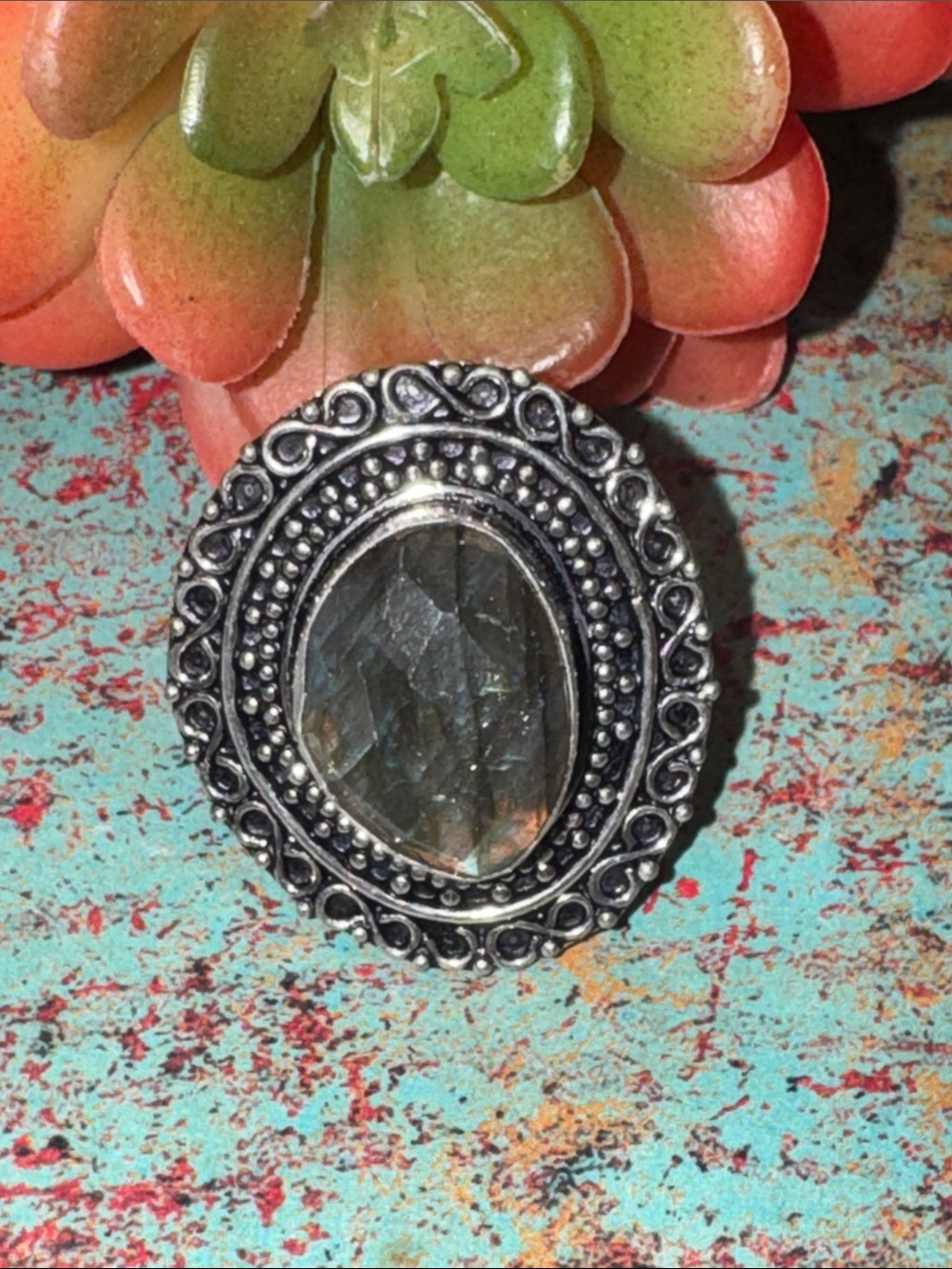Silver Labradorite Ring - Picture 3 of 10